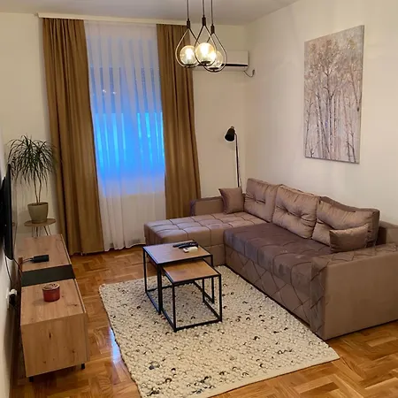 Anci Apartment *