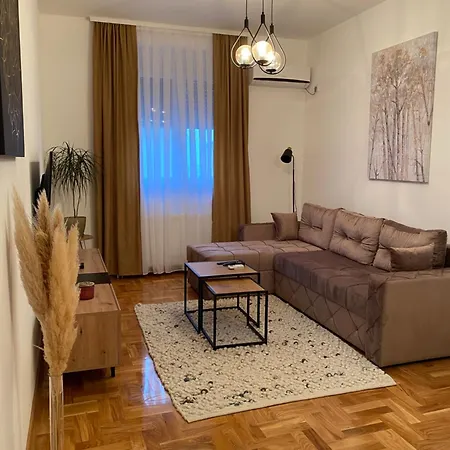 Anci Apartment *