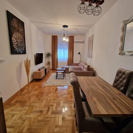 Anci Apartment *